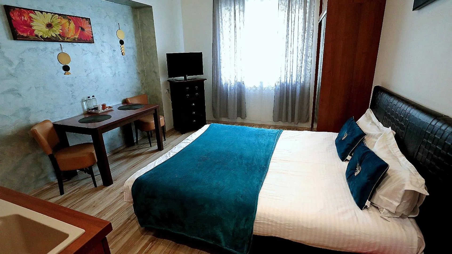 Cataleya Suites Aparthotel Bukarest Rumänien