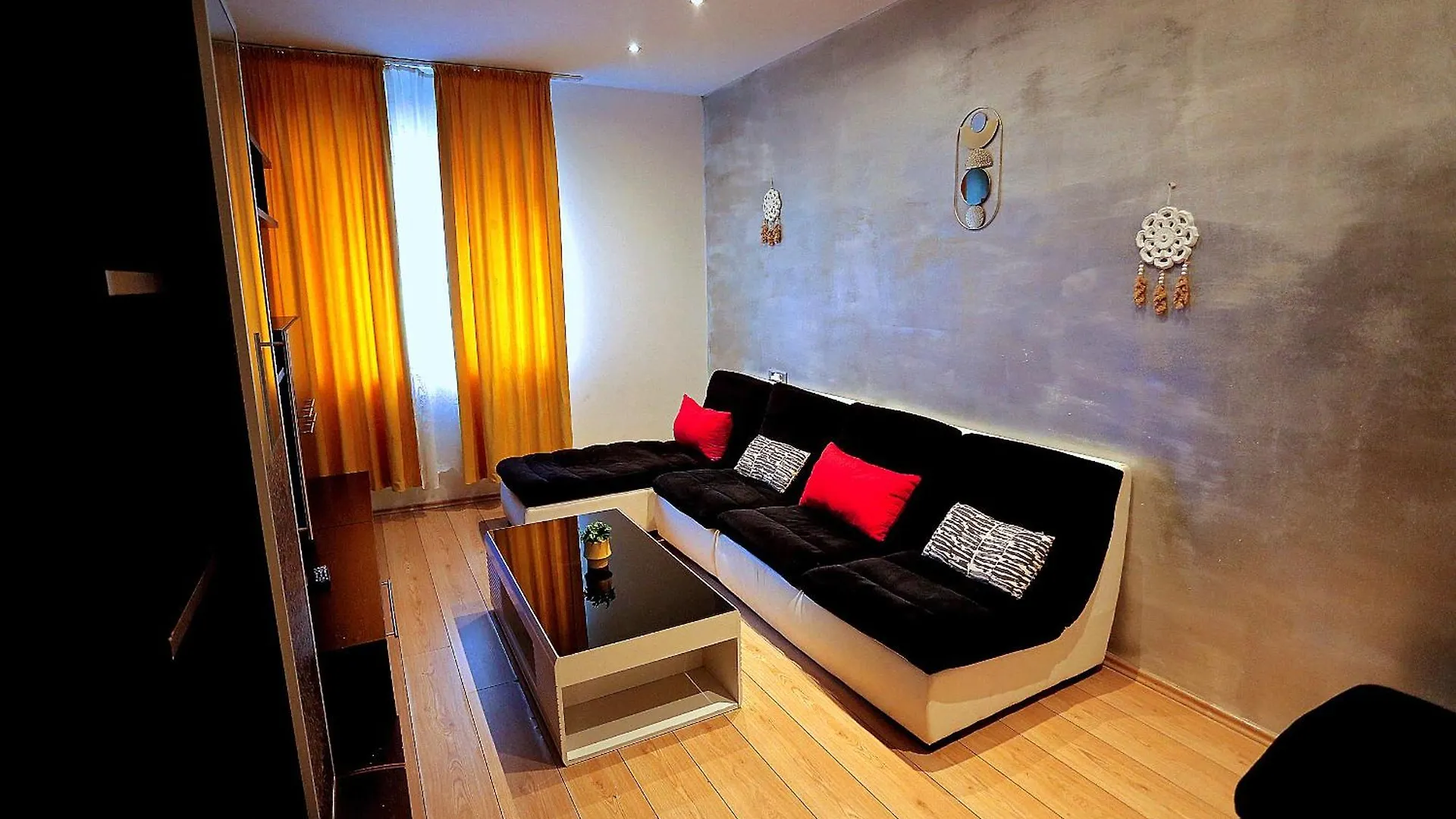 Cataleya Suites Aparthotel Bukarest Lejlighed