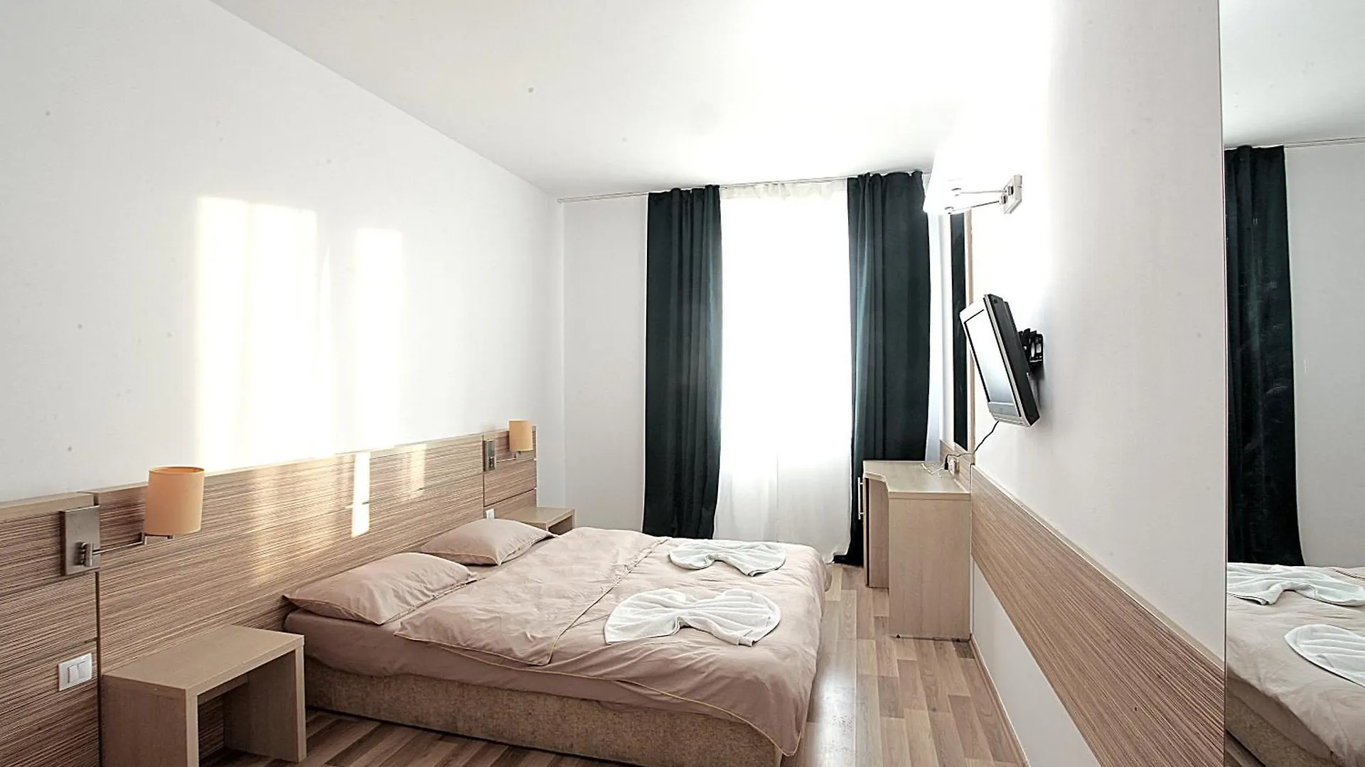 Cataleya Suites Aparthotel Bucharest